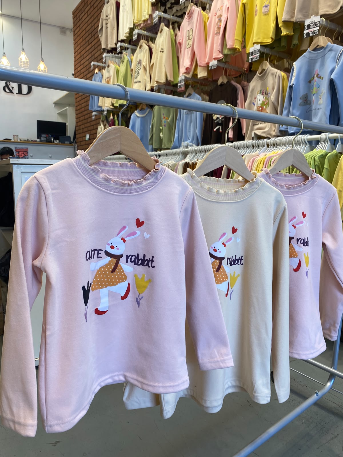 CAMISETAS CON CUELLO TEJIDO (NENA) - Imagen 5